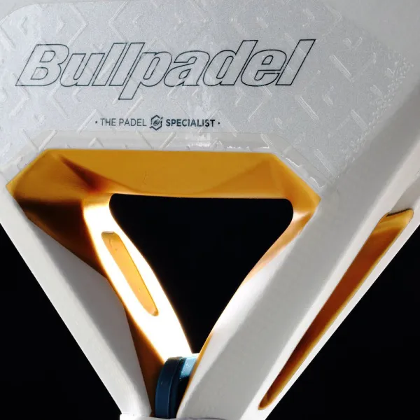 Ракетка для падела BULLPADEL Pearl 26, 493804, для профессионалов, карбон, бело-серый за 35&nbsp;929.50 ₽ в Череповеце